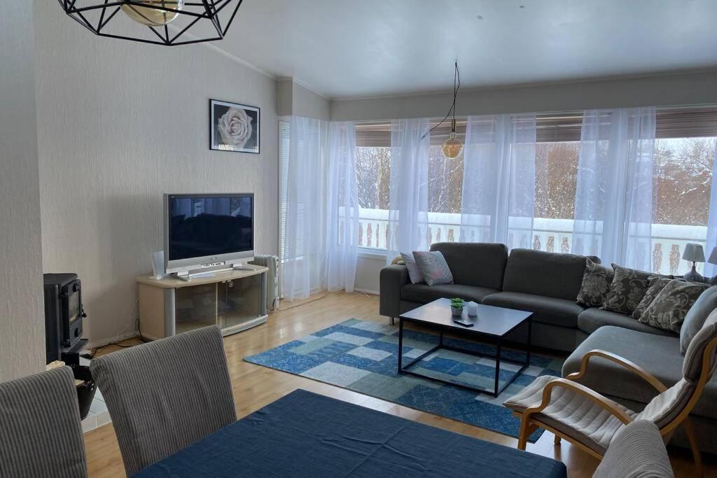 Koselig Hus Til Leie Pa Stokmarknes I Vesteralen Exterior foto